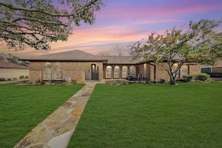 1715 Covemeadow Dr, Arlington, TX 76012