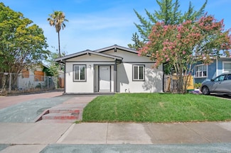 1621 N Stanford Ave, Stockton, CA 95205