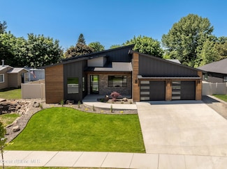 1456 E Ezra Ave, Hayden, ID 83835