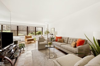 165 W End Ave Unit 6G, New York, NY 10023