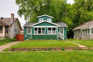 1012 28th St, Des Moines, IA 50311