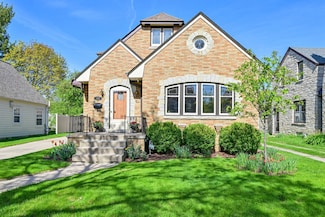 2809 N 70th St, Milwaukee, WI 53210