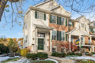 2106 Rugen Rd Unit B, Glenview, IL 60026