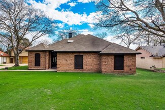 5534 Kiwanis Rd, Dallas, TX 75236