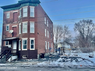 869 Strong St, Schenectady, NY 12307