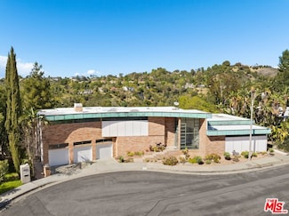 9727 Arby Dr, Beverly Hills, CA 90210