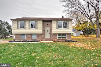 1038 Stellar Dr, Mount Joy, PA 17552