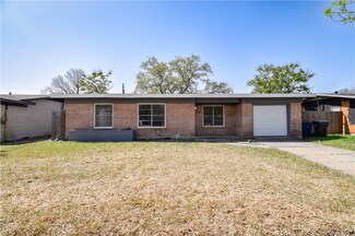 5913 Lucille Dr, Corpus Christi, TX 78412