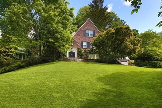 180 Kent Rd, Waban, MA 02468