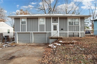 3621 S Scott Ave, Independence, MO 64052