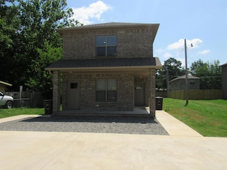 1513 Stamps St, Jacksonville, AR 72076