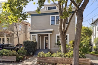 449 37th St, Oakland, CA 94609