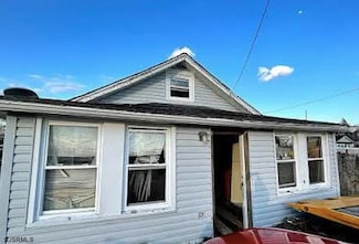 216 Oakland Ave, Pleasantville, NJ 08232