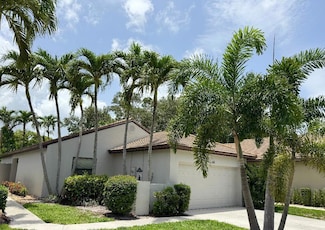 60 Ironwood Way N, Palm Beach Gardens, FL 33418