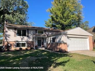 1605 Autumn Ln, Lansing, MI 48912