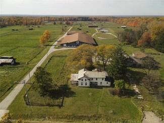5280 Avon Lake Rd, Litchfield, OH 44253