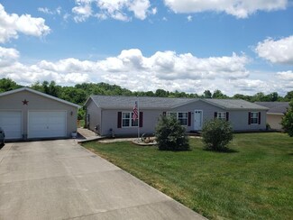 125 Brinegar Dr, Springville, IN 47462