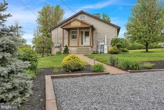 3349 Mountain Rd, Hamburg, PA 19526