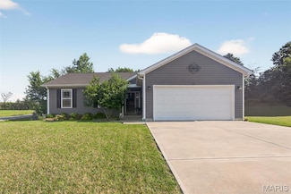 11 Round Table Ct, Winfield, MO 63389
