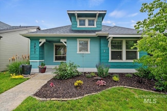 3931 N Park Crossing Ave, Meridian, ID 83646