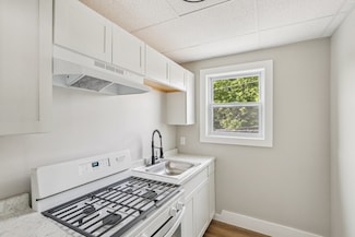 354 Jencks St Unit 2, Fall River, MA 02723