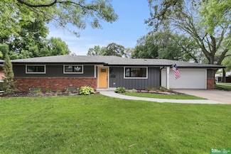 2335 Marilynn Ave, Lincoln, NE 68502