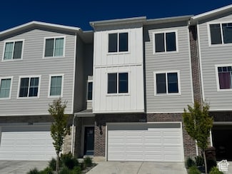 5290 N Folkstone Dr, Eagle Mountain, UT 84005