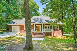 116 Trollinger St, Randleman, NC 27317