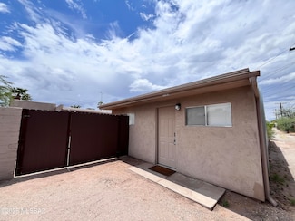 1741 N Stewart Ave, Tucson, AZ 85716
