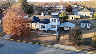 316 E 1st St, Smith Center, KS 66967