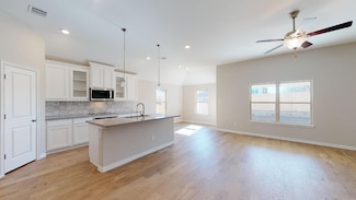 501 Pheasant Hill Ln, Fort Worth, TX 76028