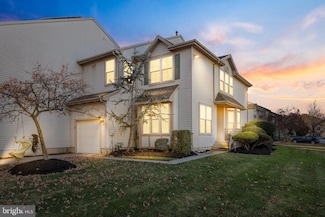 14 Shelburne St, Burlington, NJ 08016