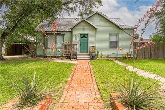 1206 E 28th St, Bryan, TX 77803