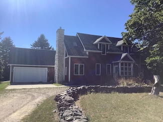 987 Town Line Rd, Washington Island, WI 54246