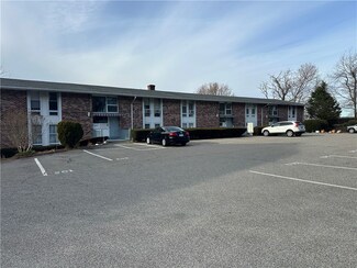 349 Main Rd Unit 202, Tiverton, RI 02878