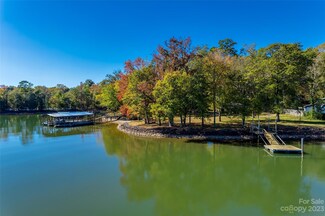 4435 River Oaks Rd, Lake Wylie, SC 29710