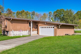 5085 Finwood Dr, Nashport, OH 43830