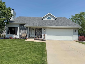 1053 Eastman Ln, Fond Du Lac, WI 54935