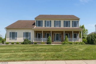 1611 Adams Dr, Stewartsville, NJ 08886