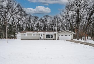 1290 E Giles Rd, Muskegon, MI 49445