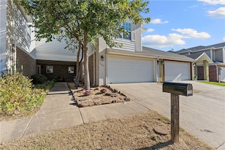 11044 Rose Ct, Farmington, AR 72730