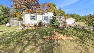 1376 Fern Ln, Wisconsin Dells, WI 53965