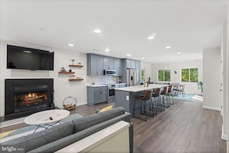 11308 Gatesborough Ln, Reston, VA 20191