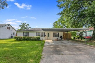 1016 Shady Ln, Westlake, LA 70669