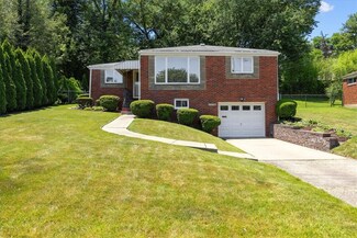 4310 Willow Heath Dr, Pittsburgh, PA 15234