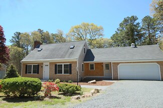 98 Greenland Cir, South Dennis, MA 02660