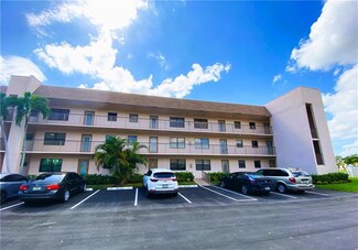 10466 Sunrise Lakes Blvd Unit 211, Sunrise, FL 33322