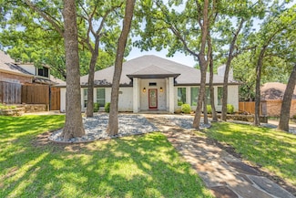 213 Pebble Beach Dr, Roanoke, TX 76262