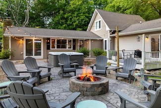 15670 76th St, South Haven, MI 49090