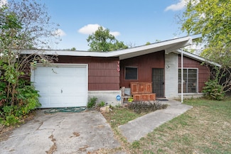119 Southbrook Cir, Houston, TX 77060